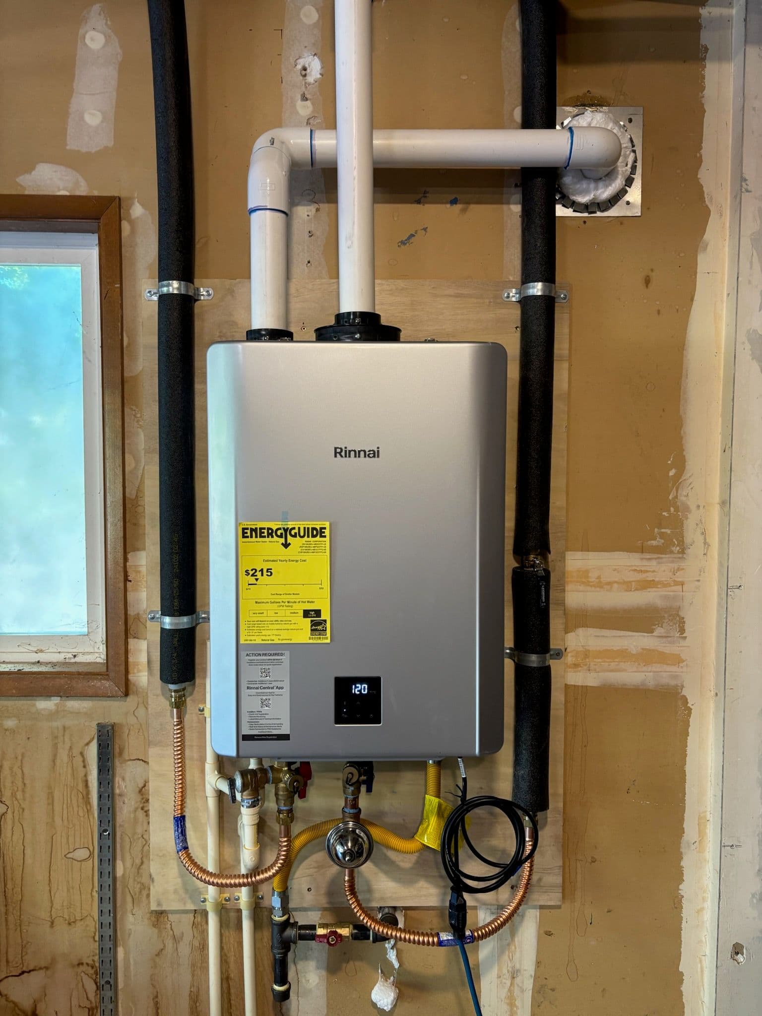 Gallery photos for Efficient Tankless Water Heater Install in Tigard OR: Image #1